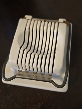 Vintage Acme Egg Slicer in White
